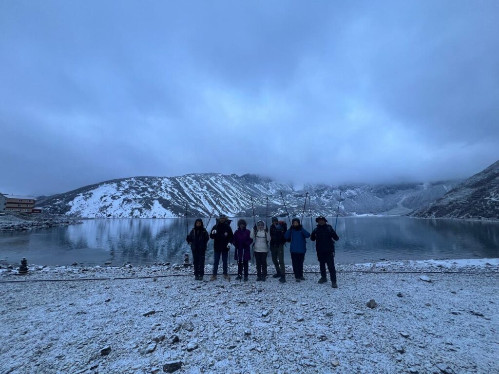 Group at Gokyo Lake