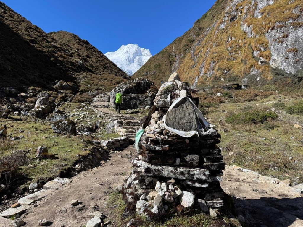 Stone mani on the way to Pungen Gompa