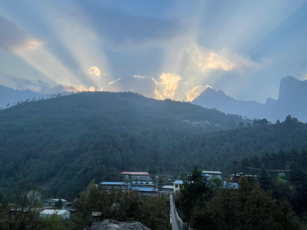 Sunset on Phakding