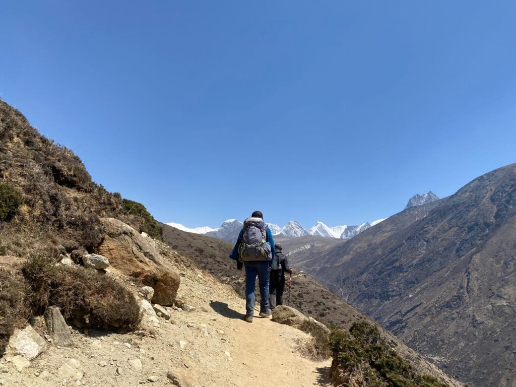 views on the way to Dole